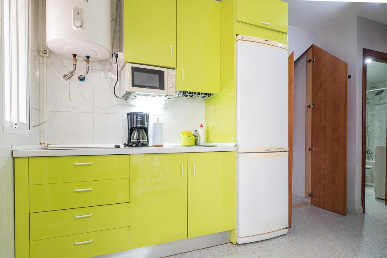 Malagaonbeach 1 - Two Bedrooms - Up To 3 People - 10 Meters Beach Exterior photo